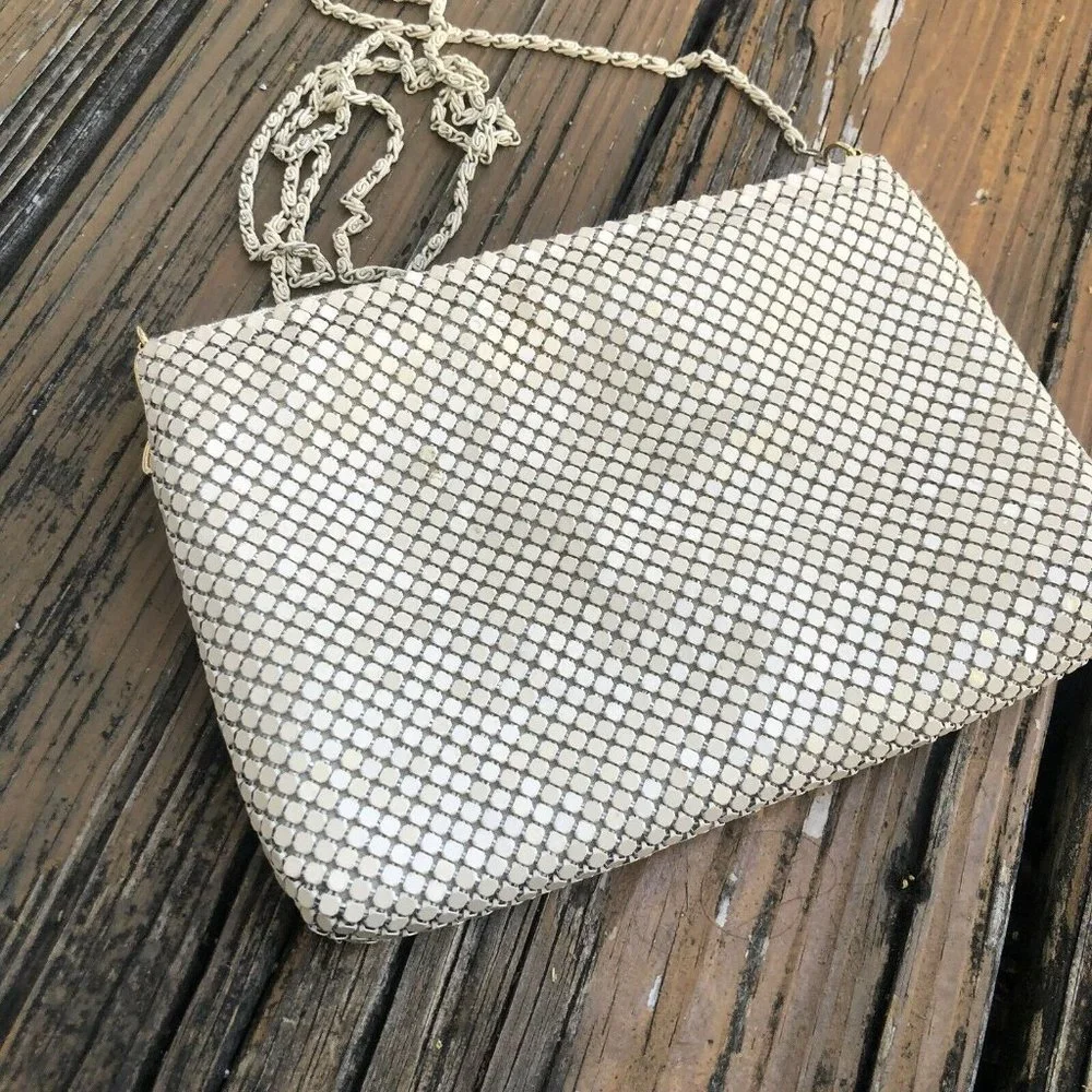Beige Mesh Purse Clutch Handbag Tan Bag Metal Chain Strap Vintage 70s 80s Disco